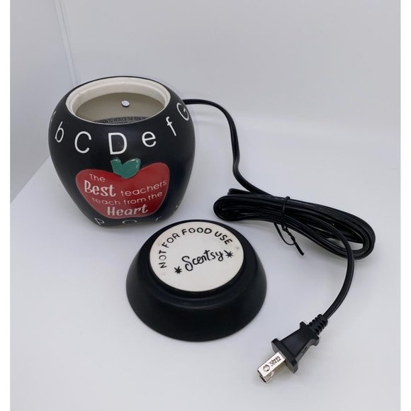Scentsy ABC Teacher Warmer in box - Picture 2 of 13